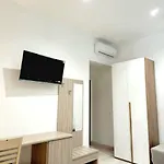 게스트하우스 Tawhid 4*