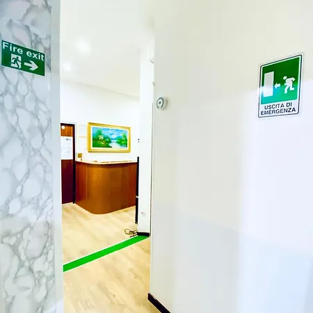 게스트하우스 Tawhid 4*