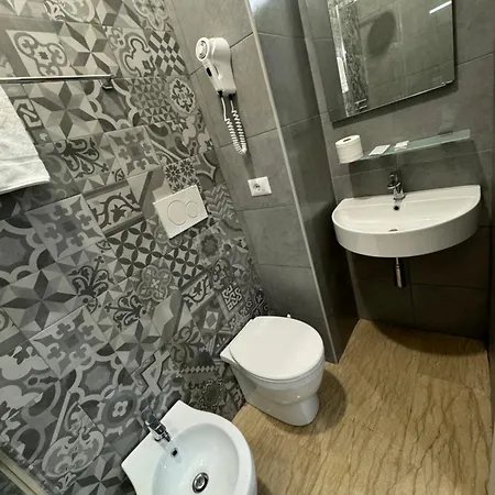 Tawhid Πανσιόν